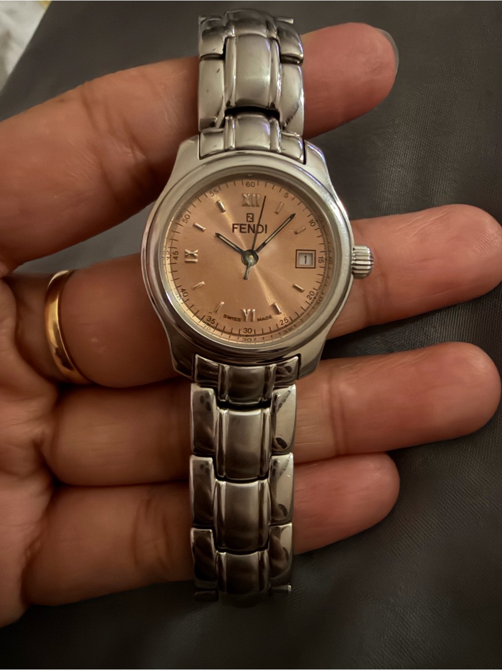 Pre-owned Fendi Ladies Silver Bracelet Watch with Pink Dial